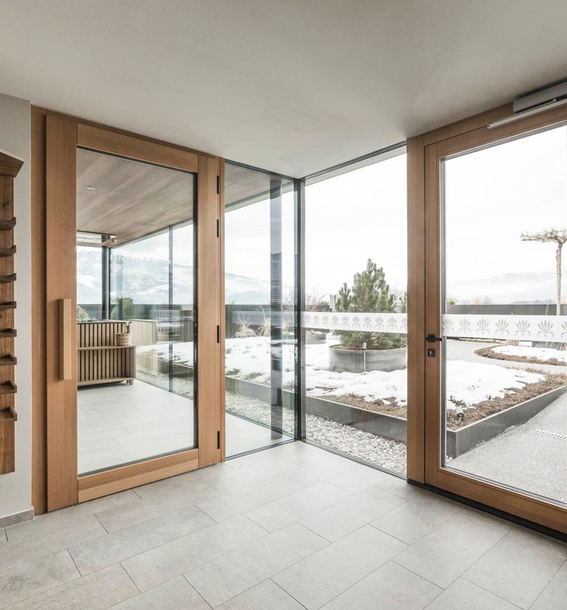Projekt: Hotel Feldmessner Reischach - Tip Top Fenster & Systeme - Verglasungen, Saunatür und Außentür