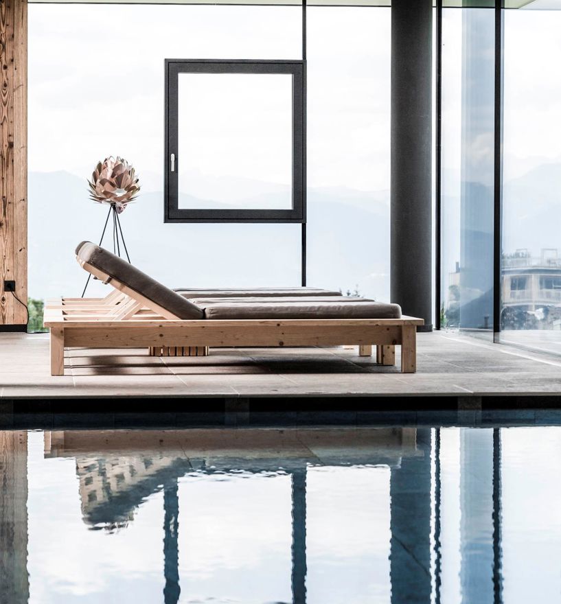 Projekt: GenießerHotel Sonnenberg Meransen - Tip Top Fenster & Systeme - Verglasungen und Fenster im Glas Wellness Pool