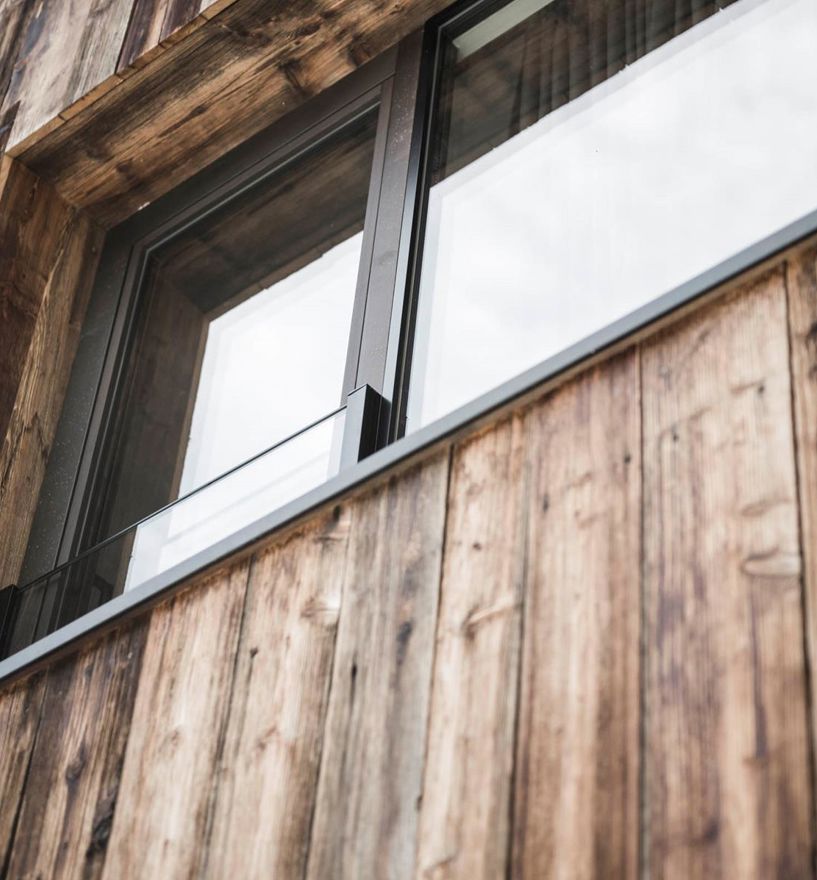 Projekt: Wohnhaus St. Ulrich - Tip Top Fenster & Systeme - Türen und Fenster aus Südtirol