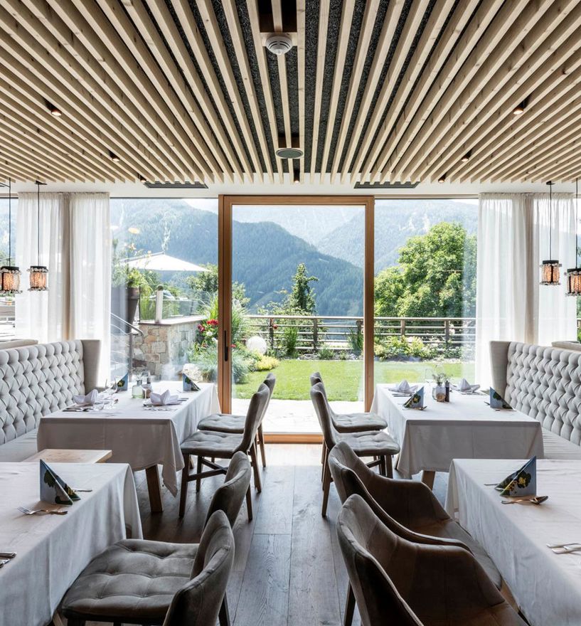 Projekt: Hotel Sonnwies Lüsen - Tip Top Fenster & Systeme - Verglasungen und Hebe-Schiebetüren aus Südtirol