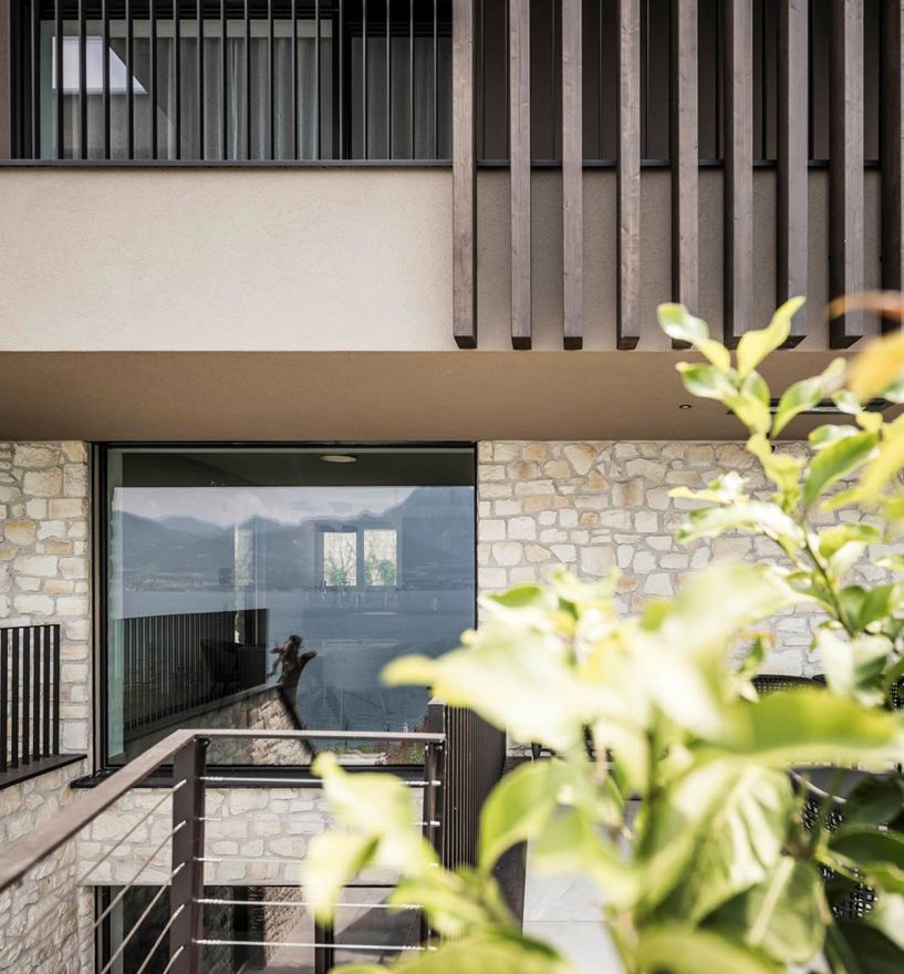 Projekt: Residence Torri del Benaco - Tip Top Fenster & Systeme - Fenster und Verglasungen aus Südtirol