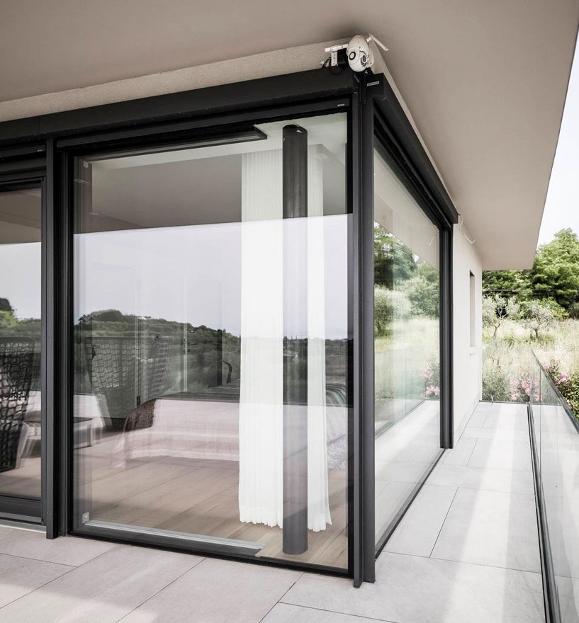 Projekt: Villa am Gardasee - Tip Top Fenster & Systeme - Fenster und Verglasungen aus Südtirol