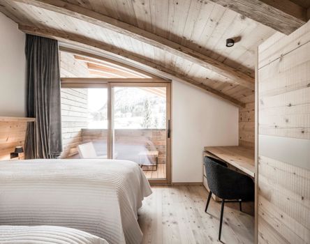 Projekt: Wohnhaus Gröden - Tip Top Fenster & Systeme - Türen und Fenster aus Südtirol