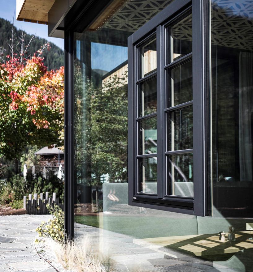 Projekt: Hotel Huber Vals - Tip Top Fenster & Systeme - Verglasungen und Fenster im Glas