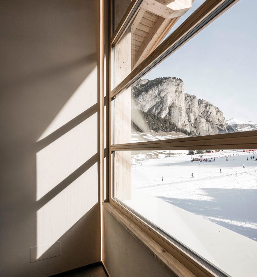 Projekt: Wohnhaus Gröden - Tip Top Fenster & Systeme - Türen und Fenster aus Südtirol