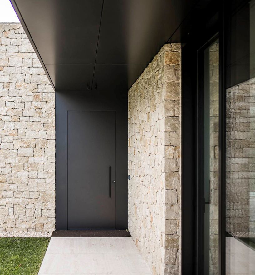 Projekt: Villa am Gardasee - Tip Top Fenster & Systeme - Türen und Verglasungen aus Südtirol