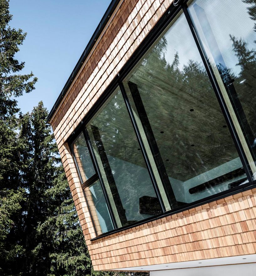 Projekt: Starthaus am Hahnenkamm Kitzbühel - Tip Top Fenster & Systeme - Hebe-Schiebetüren und Verglasungen aus Südtirol