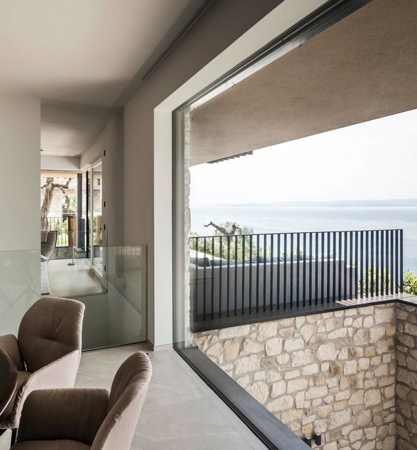 Projekt: Residence Torri del Benaco - Tip Top Fenster & Systeme - Fenster und Verglasungen aus Südtirol