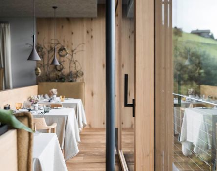 Projekt: Hotel Gitschberg Meransen - Tip Top Fenster & Systeme - Fenster, Verglasungen und Hebe-Schiebetüren