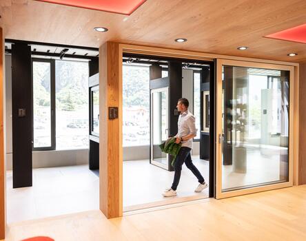 showroom-trient-spini-c-alfred-tschager-583-703