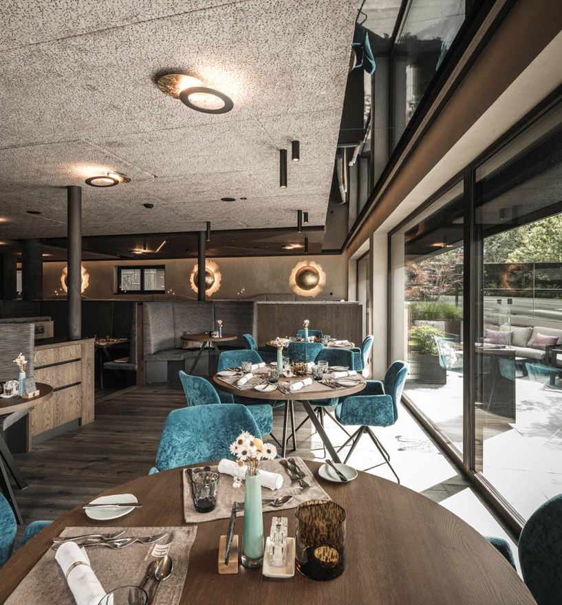 Projekt: Hotel Terentnerhof Terenten - Tip Top Fenster & Systeme - Verglasungen und Beschattung ZIP aus Südtirol