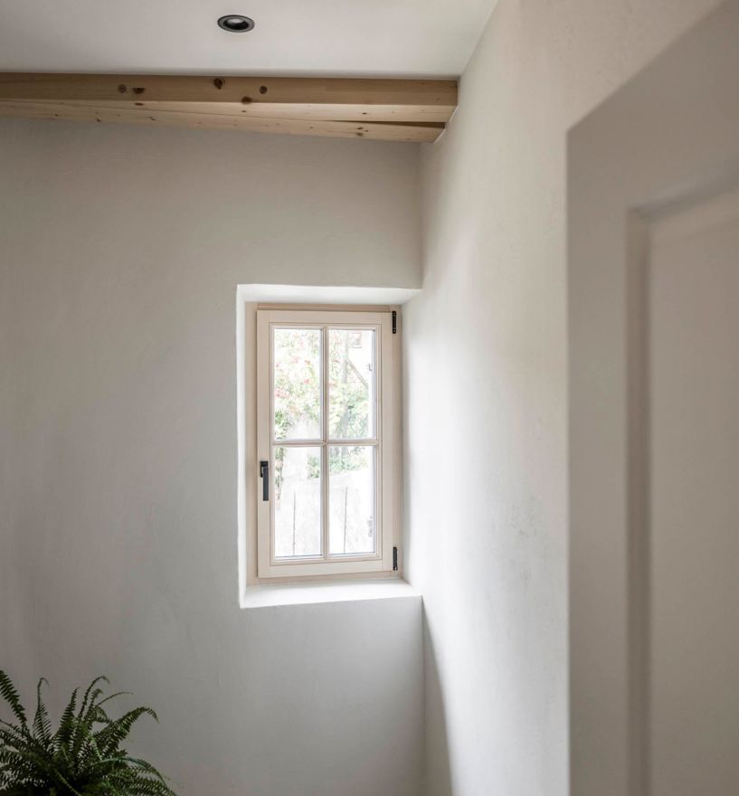 Projekt: Altbausanierung Tramin - Tip Top Fenster & Systeme - Türen und Fenster mit Jalousien aus Südtirol