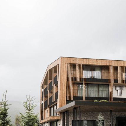 Projekt: Hotel Tratterhof Meransen - Tip Top Fenster & Systeme - Fenster, Türen und Verglasungen