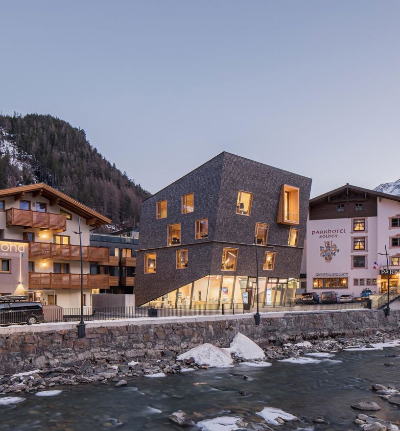 Projekt: Bürogebäude Ötztal Tourismus - Tip Top Fenster & Systeme - Verglasungen und Fenster aus Südtirol