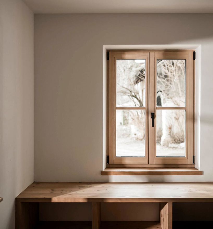 Projekt: Wieserhof Meransen - Tip Top Fenster & Systeme - Verglasungen, Fenster und Türen mit Sprossen und Raffstore