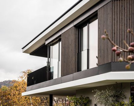 Finestre in legno-alluminio Alutop Design 80 viste dall'esterno