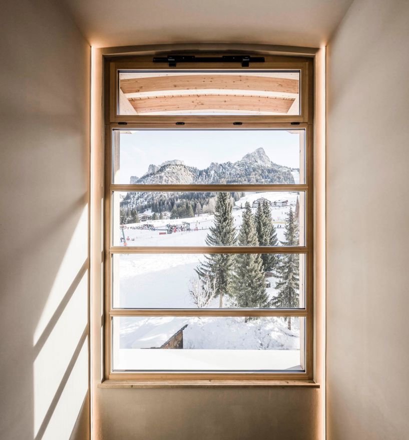 Projekt: Wohnhaus Gröden - Tip Top Fenster & Systeme - Türen und Fenster aus Südtirol