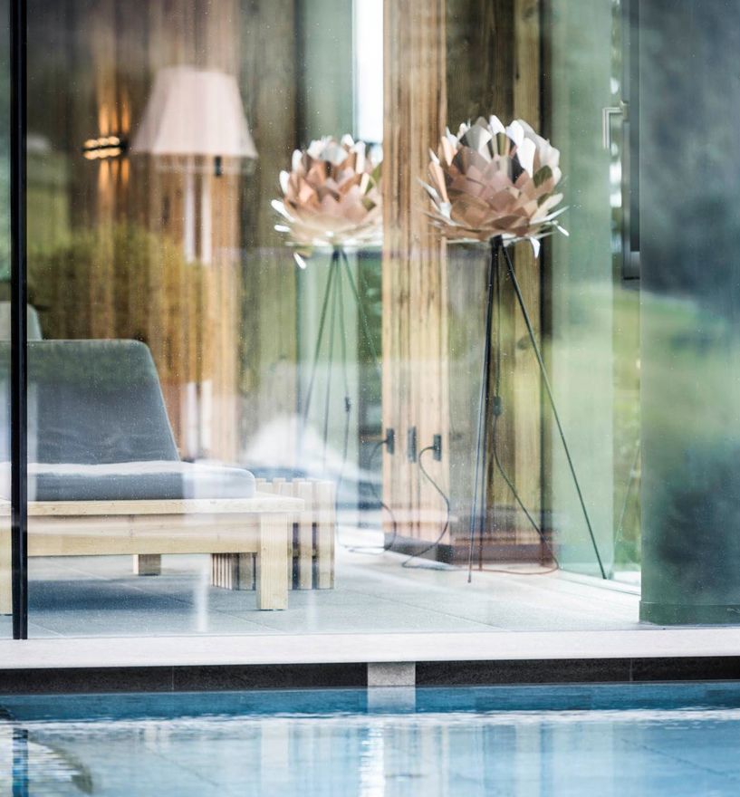 Projekt: GenießerHotel Sonnenberg Meransen - Tip Top Fenster & Systeme - Verglasungen und Fenster im Glas Wellness Pool