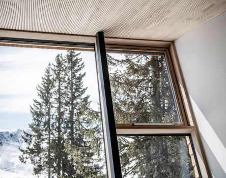 Projekt: Starthaus am Hahnenkamm Kitzbühel - Tip Top Fenster & Systeme - Hebe-Schiebetüren und Verglasungen aus Südtirol