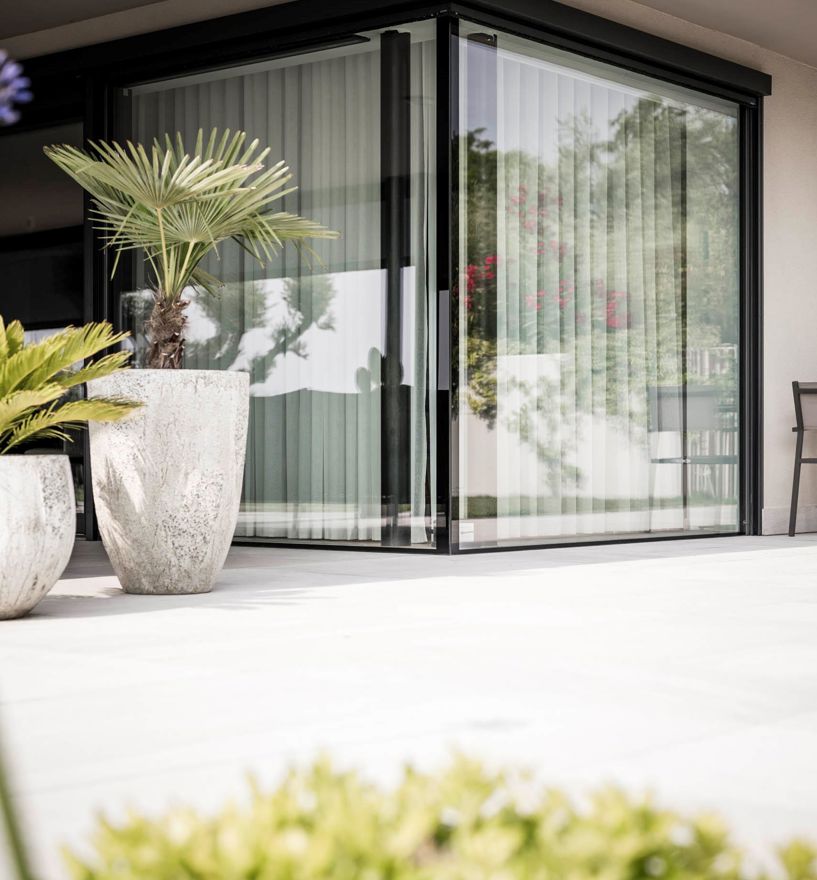 Projekt: Villa am Gardasee - Tip Top Fenster & Systeme - Fenster und Verglasungen aus Südtirol