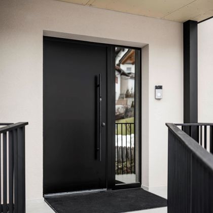 Porta d'ingresso con fingerscan