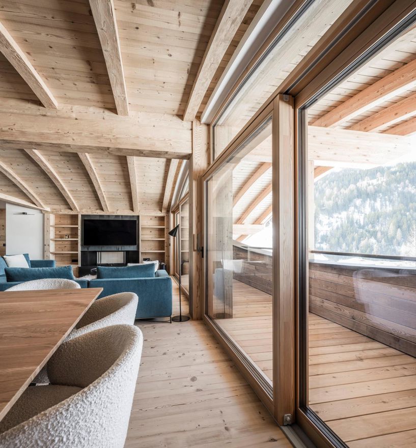 Projekt: Wohnhaus Gröden - Tip Top Fenster & Systeme - Türen und Fenster aus Südtirol