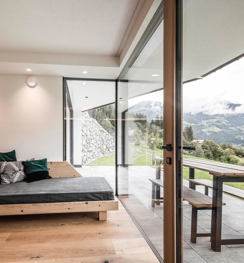 Projekt: Wohnhaus Mühlen in Taufers - Tip Top Fenster & Systeme - Verglasungen, Fenster und Türen aus Südtirol