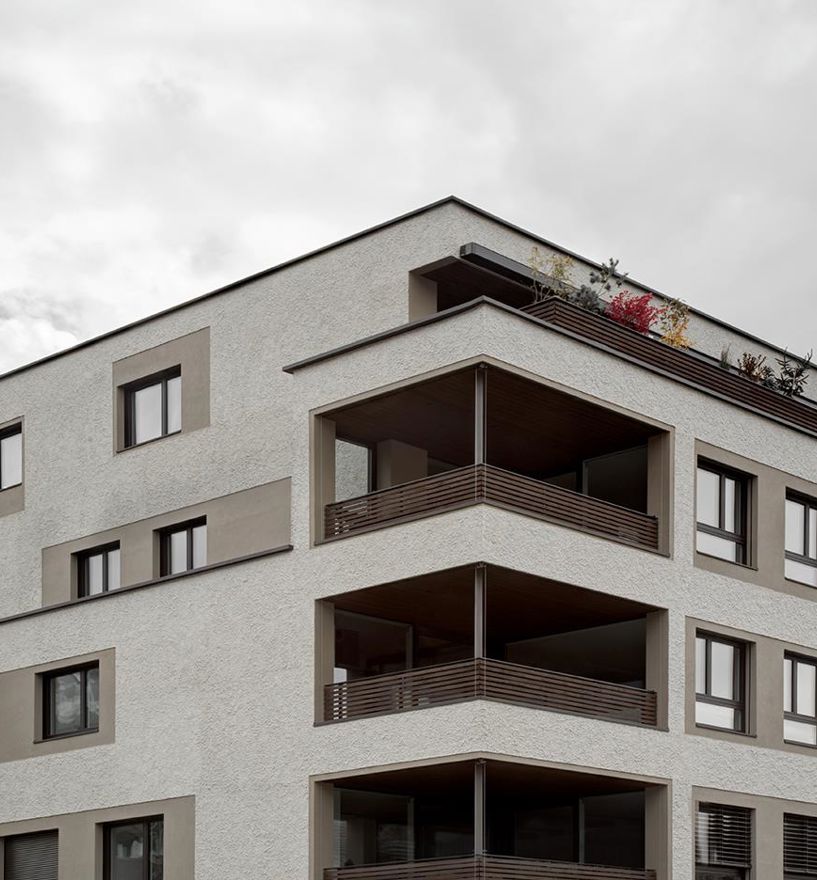 Projekt: Wohnbau Bruneck - Tip Top Fenster & Systeme - Fenster und Beschattungssysteme aus Südtirol