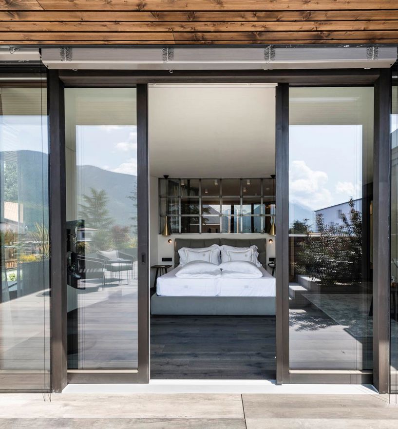 Projekt: Hotel Ansitz Plantitscherhof Meran- Tip Top Fenster & Systeme - Verglasungen und Hebe-Schiebetüren