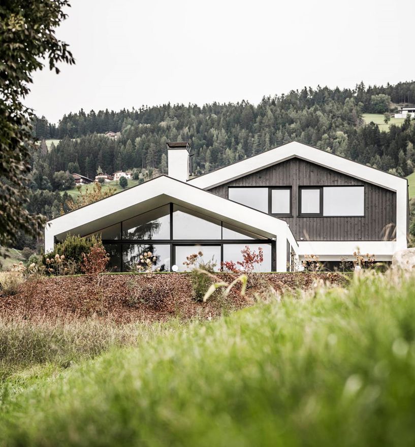 Projekt: Wohnhaus Eisacktal - Tip Top Fenster & Systeme - Verglasungen und Fenster aus Südtirol