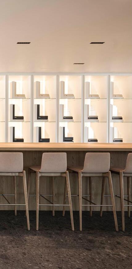 showroom-vahrn-interior-tower-c-hannes-niederkofler-web-8698