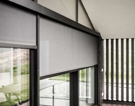 Hebe-Schiebetür mit Zip-Verdunkelung