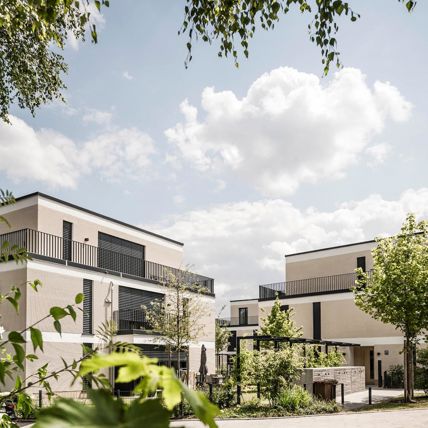 Projekt: Wohnbau München - Tip Top Fenster & Systeme - Fenster mit Raffstore aus Südtirol