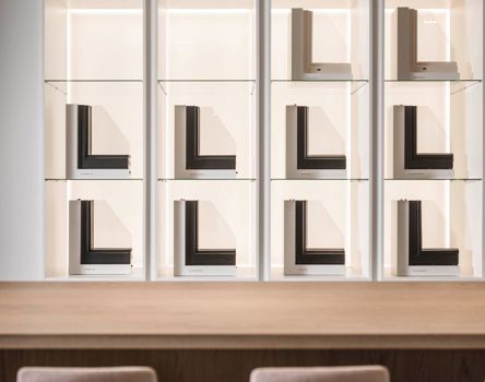 showroom-vahrn-interior-tower-c-h-niederkofler-8968-8968