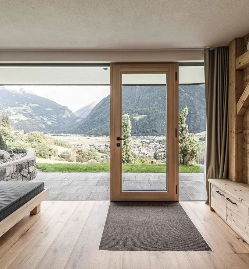 Projekt: Wohnhaus Mühlen in Taufers - Tip Top Fenster & Systeme - Verglasungen, Fenster und Türen aus Südtirol