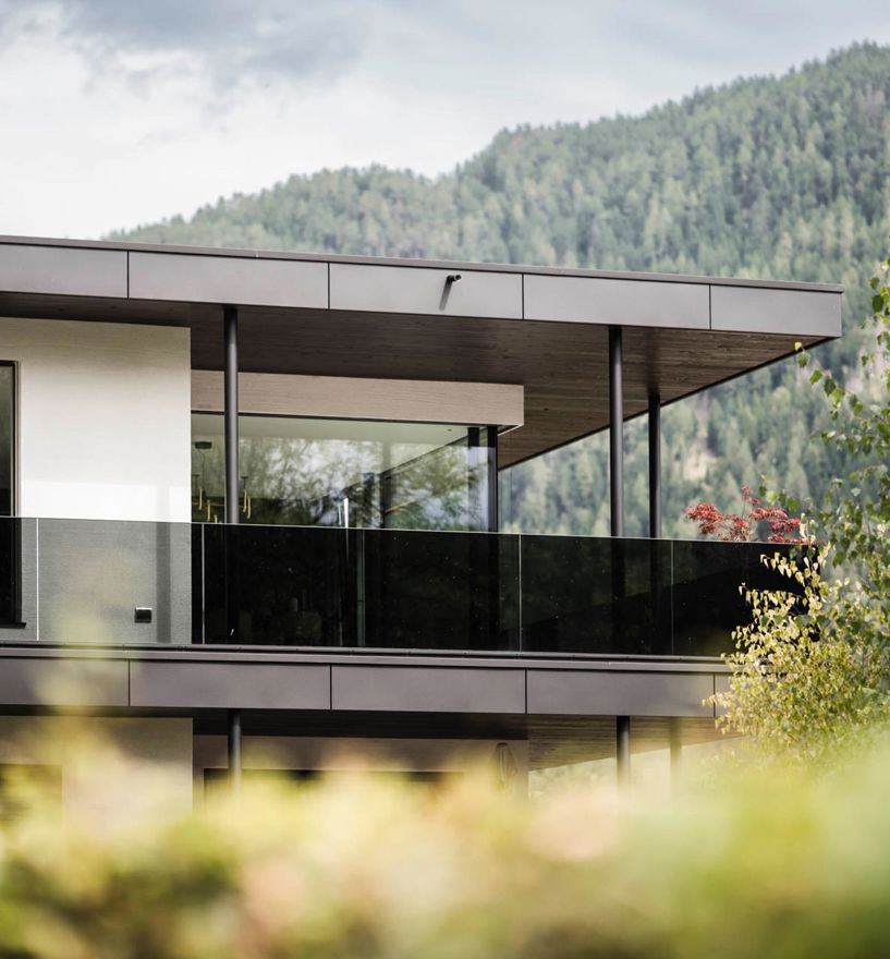 Projekt: Wohnhaus Mühlbach - Tip Top Fenster & Systeme - Fenster, Türen und Beschattung
