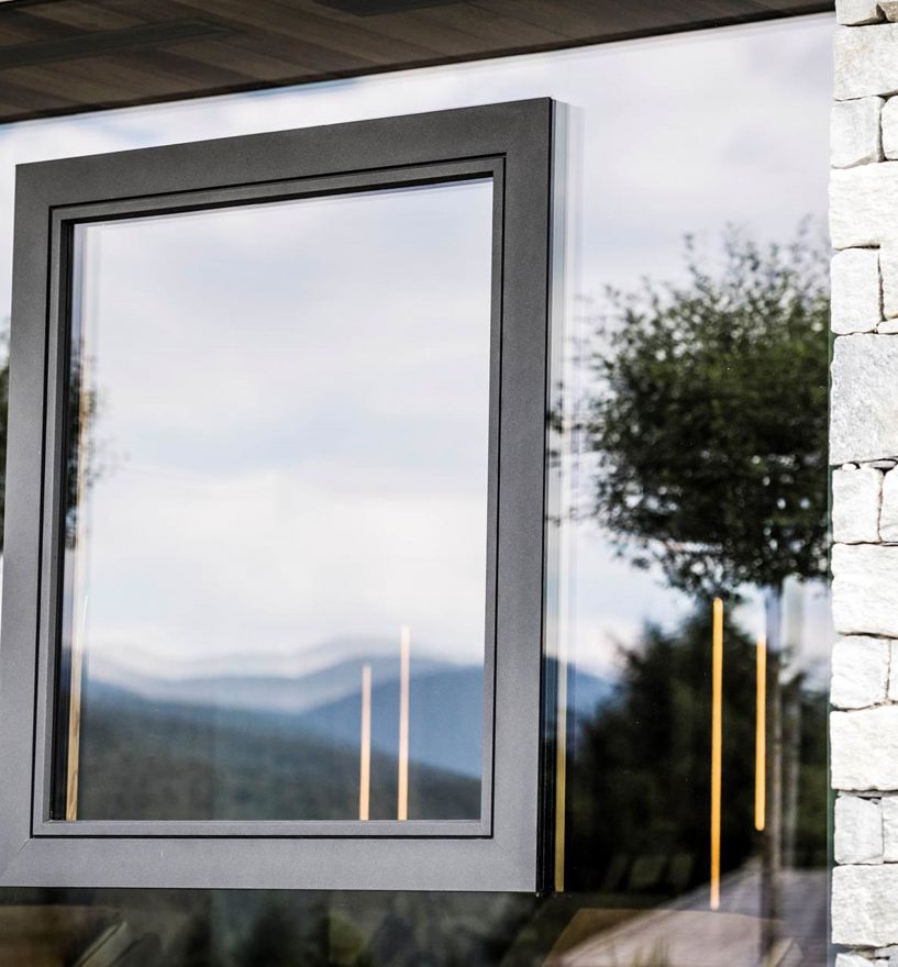 Projekt: GenießerHotel Sonnenberg Meransen - Tip Top Fenster & Systeme - Verglasungen und Fenster im Glas