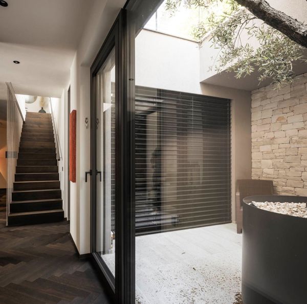 Privat_Villa_Torri_del_Benaco-c-hannes-niederkofler-web-62