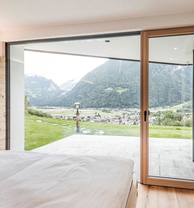 Projekt: Wohnhaus Mühlen in Taufers - Tip Top Fenster & Systeme - Verglasungen, Fenster und Türen aus Südtirol