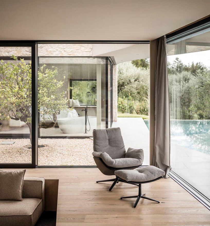 Projekt: Villa am Gardasee - Tip Top Fenster & Systeme - Fenster und Verglasungen aus Südtirol