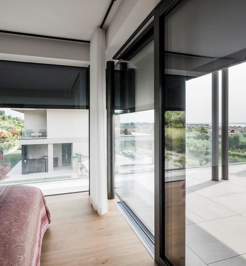 Projekt: Villa am Gardasee - Tip Top Fenster & Systeme - Fenster und Verglasungen aus Südtirol