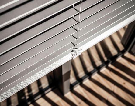 Primo piano dei frangisole