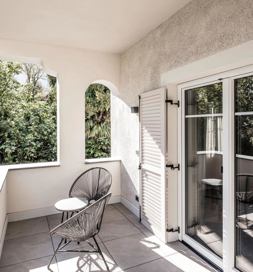 Projekt: Wohnhaus Meran - Tip Top Fenster & Systeme - Türen und Fenster mit Sprossen aus Südtirol