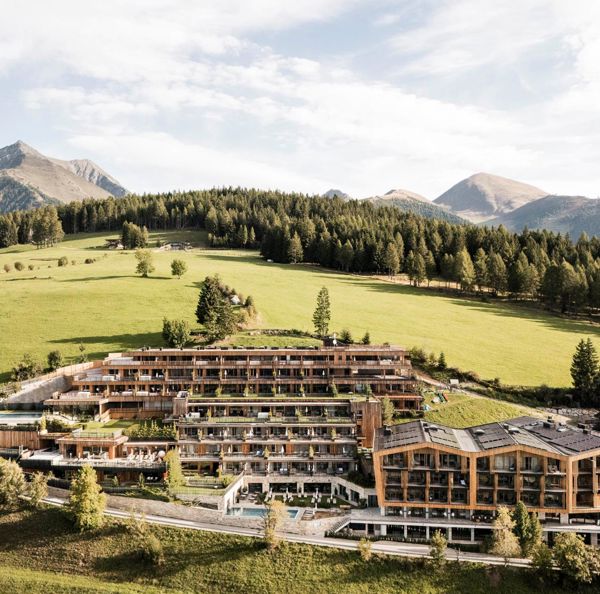 Projekt_Hotel_Tratterhof_Meransen-c-hannes-niederkofler-web-006dji-0631-d