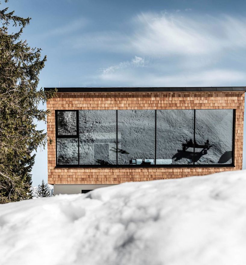 Projekt: Starthaus am Hahnenkamm Kitzbühel - Tip Top Fenster & Systeme - Hebe-Schiebetüren und Verglasungen aus Südtirol