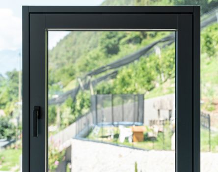 Finestra nella vetrocamera