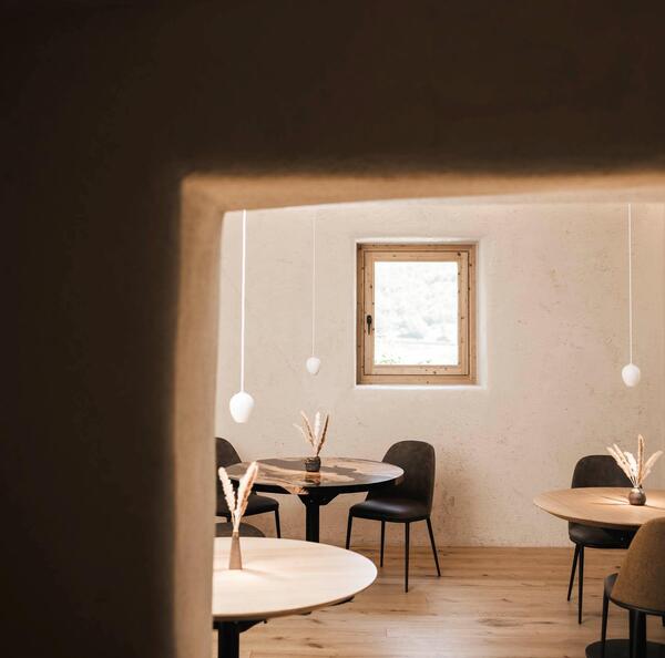 Projekt-Restaurant-La-Casina-Drena-c-hannes-niederkofler-web-047-dsc3962