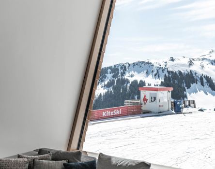 Projekt: Starthaus am Hahnenkamm Kitzbühel - Tip Top Fenster & Systeme - Hebe-Schiebetüren und Verglasungen aus Südtirol