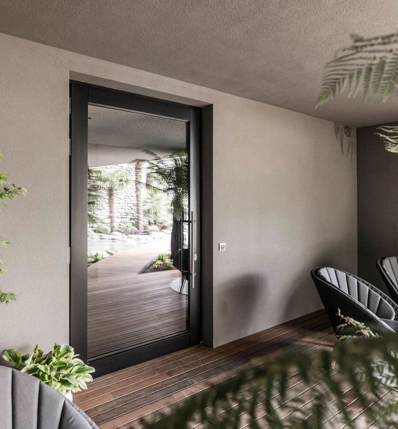 Projekt: Hotel Johannis Dorf Tirol - Tip Top Fenster & Systeme - Fenster und Türen aus Südtirol