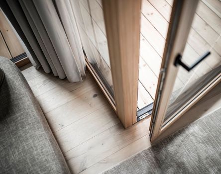 Eine geöffnete Hebe-Schiebetür